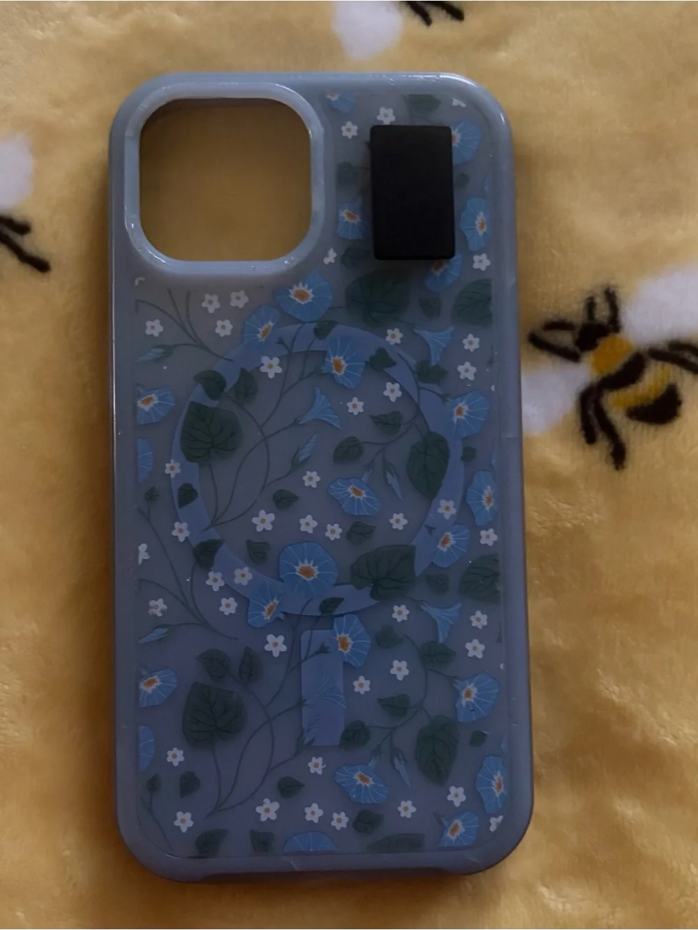 OtterBox Blue Floral Phone Magnetic Case for IPhone 15